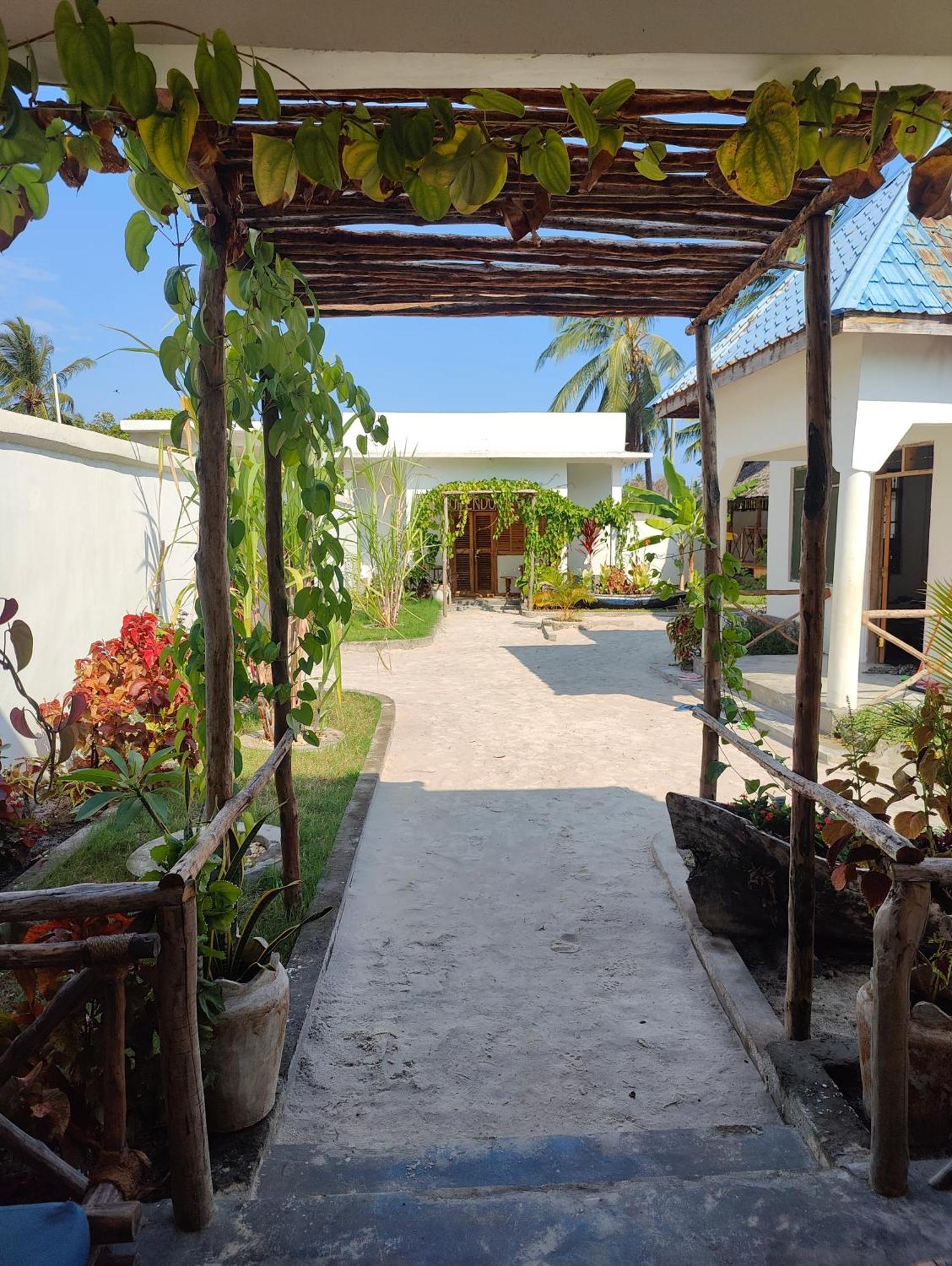 Mafia Island Bungalows Utende Dış mekan fotoğraf